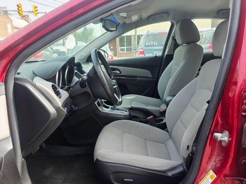Used 2012 Chevrolet Cruze LT FWD image 9