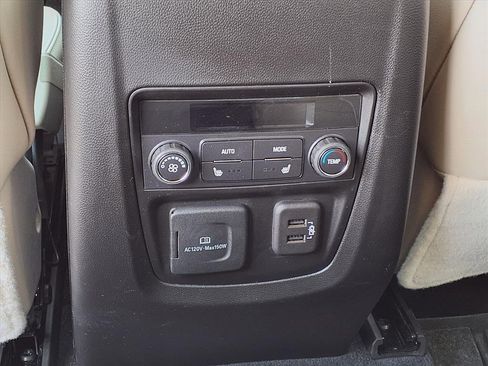 Used 2023 Buick Enclave Avenir image 16