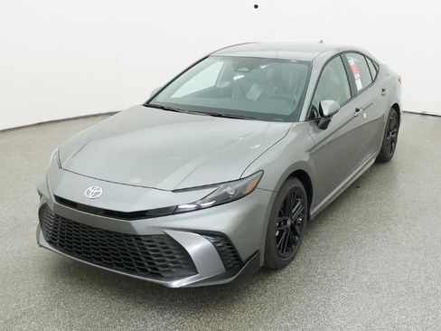 New 2026 Toyota Camry SE FWD image 16