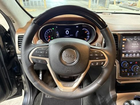 Used 2015 Jeep Grand Cherokee Summit image 9