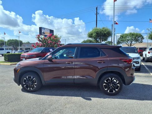 Used 2023 Chevrolet TrailBlazer LT w/ Convenience Package FWD image 24