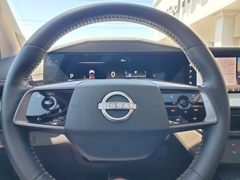 Certified 2025 Nissan Murano SL w/ Cargo Package AWD/4WD image 20