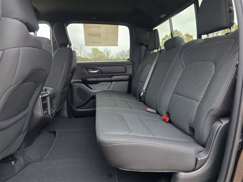 New 2026 RAM 1500 Express image 16