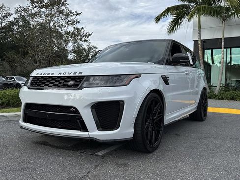 Used 2021 Land Rover Range Rover Sport SVR image 32