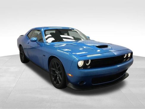 Used 2023 Dodge Challenger R/T w/ Blacktop Package image 3