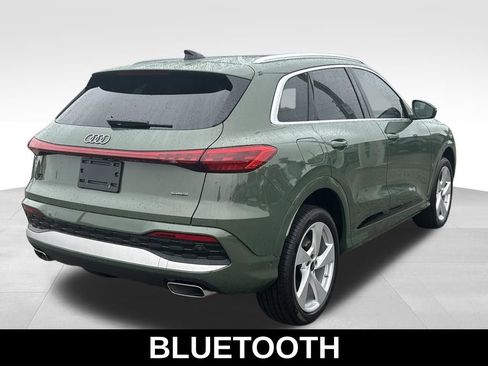 Used 2025 Audi Q5 Premium Plus w/ Premium Plus AWD/4WD image 5