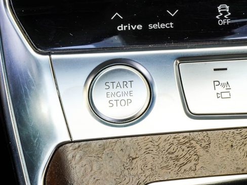 Used 2020 Audi A6 3.0T Premium Plus w/ Premium Plus Package AWD/4WD image 26