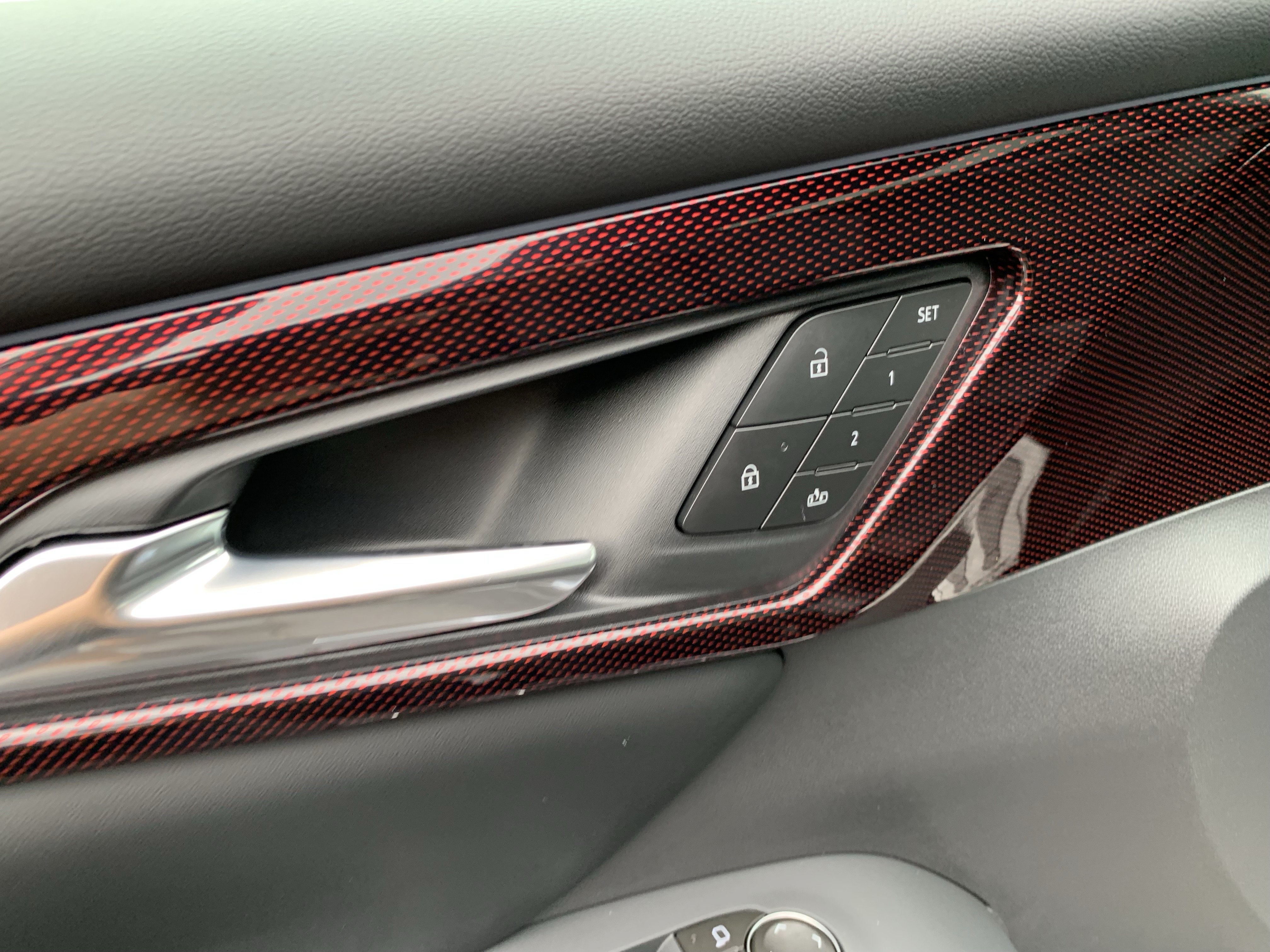 New 2027 Chevrolet Traverse RS AWD/4WD image 7