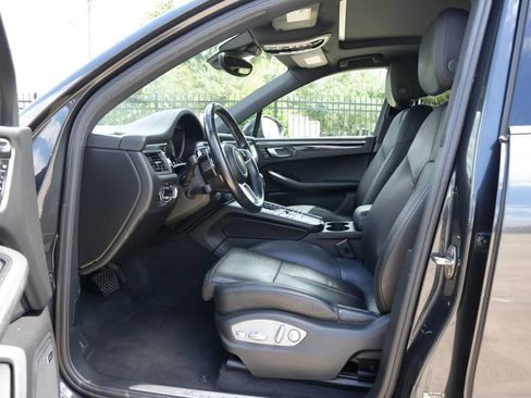 Used 2017 Porsche Macan S AWD/4WD image 13