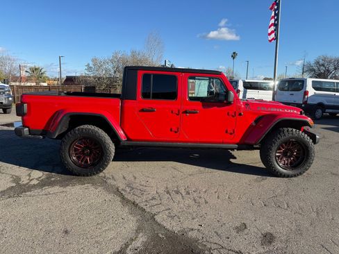 Used 2020 Jeep Gladiator Rubicon image 6