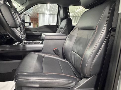 Used 2024 Ford F250 Lariat w/ Chrome Package image 24