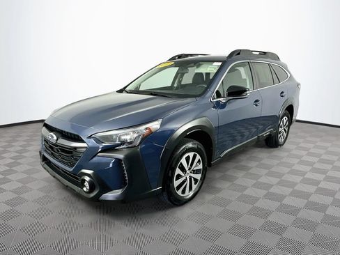 Used 2024 Subaru Outback Premium AWD/4WD image 5