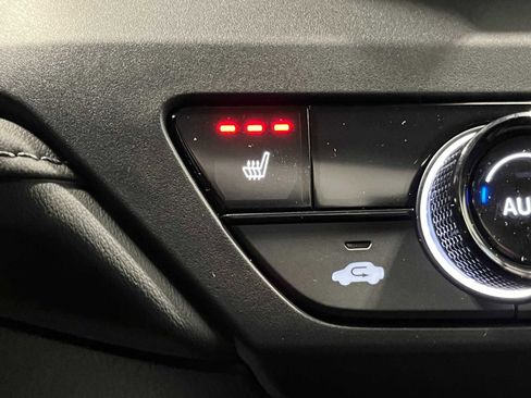 Used 2025 Honda Accord SE image 21