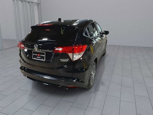 Used 2020 Honda HR-V Touring image 8