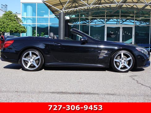 Used 2017 Mercedes-Benz SL 550 image 9