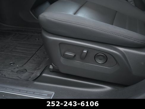Used 2025 GMC Hummer EV 3X AWD/4WD image 10