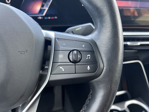 Used 2025 BMW X2 xDrive28i AWD/4WD image 20