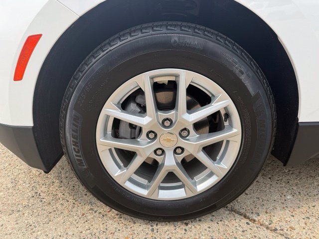 Certified 2024 Chevrolet Equinox LS w/ LS Convenience Package FWD image 11