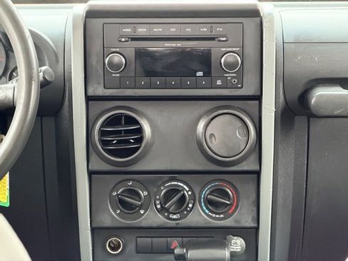Used 2009 Jeep Wrangler X image 14