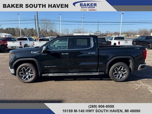 New 2026 GMC Sierra 1500 SLT w/ SLT Premium Package AWD/4WD image 2