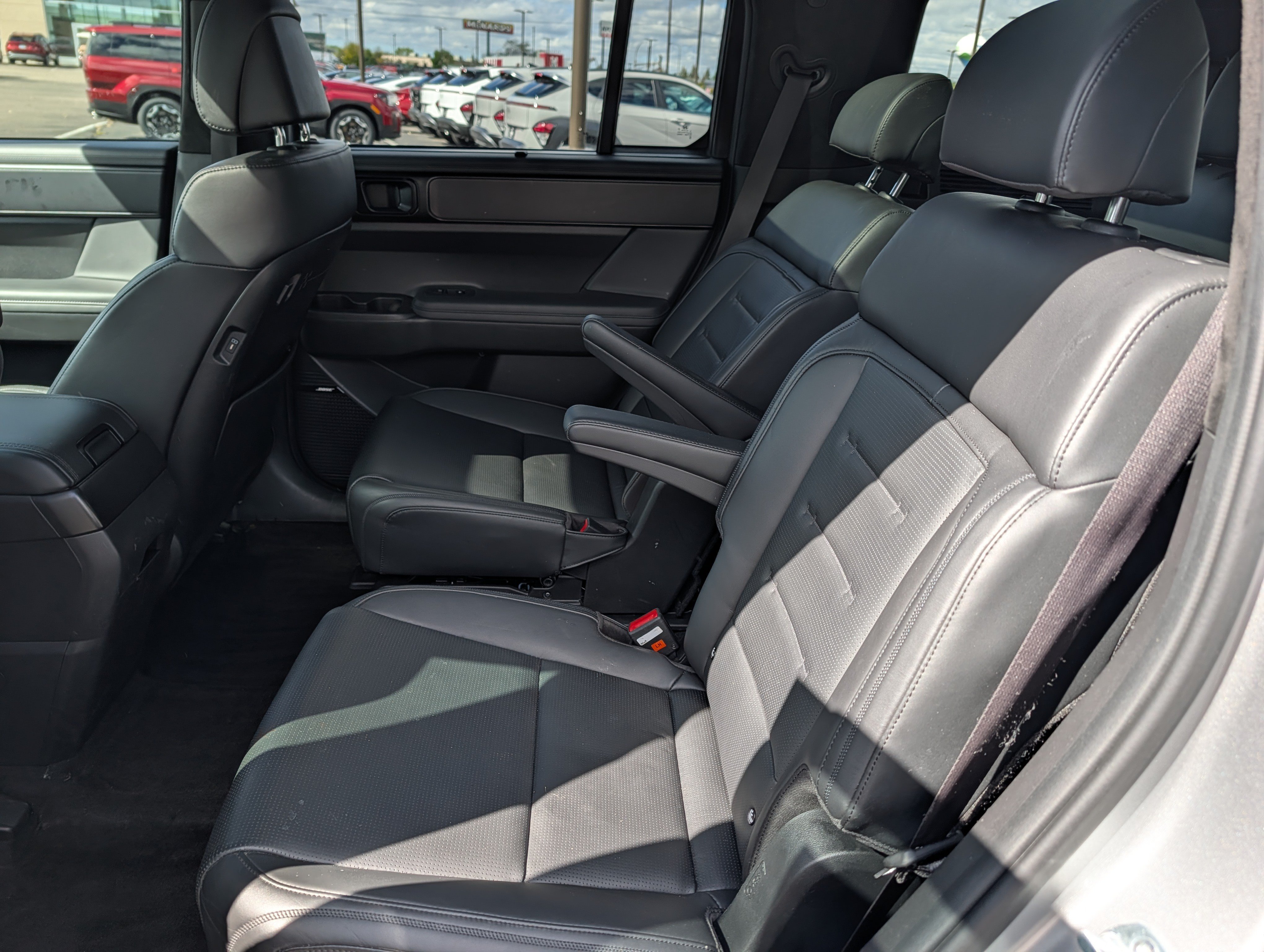 Used 2024 Hyundai Santa Fe Calligraphy AWD/4WD image 13
