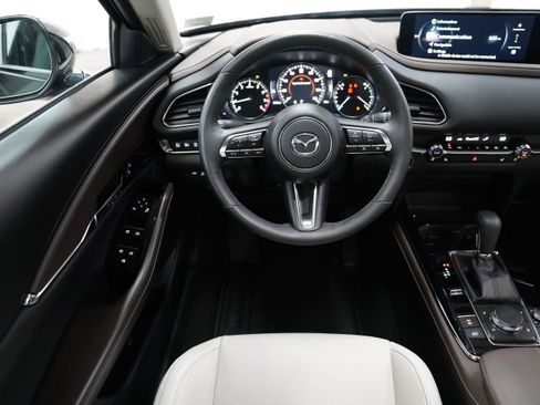 Used 2025 MAZDA CX-30 2.5 Turbo w/ Premium Plus Pkg image 15