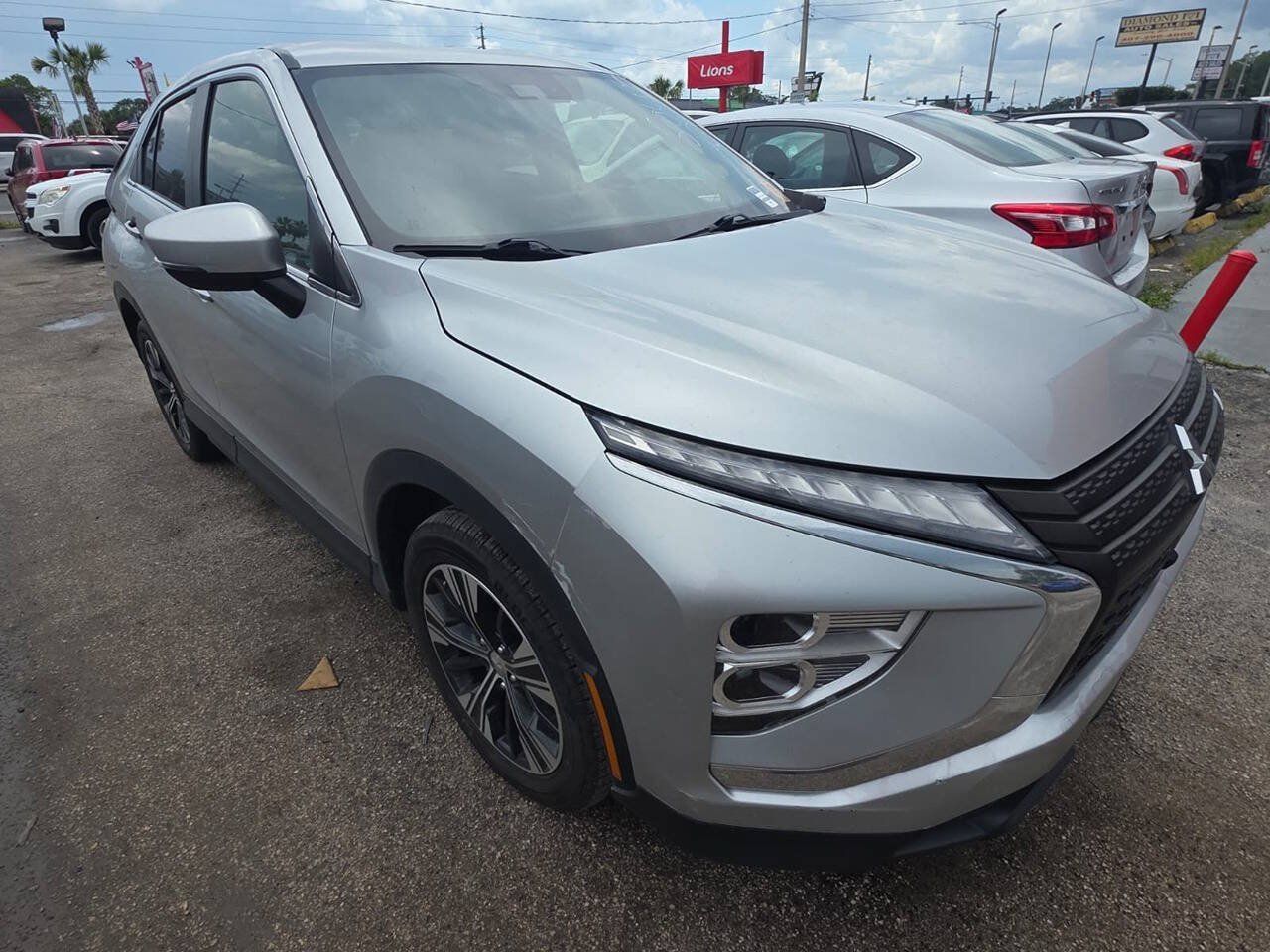Used 2022 Mitsubishi Eclipse Cross SE FWD image 9