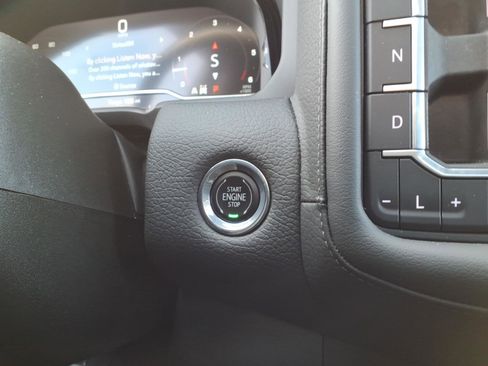 Certified 2023 GMC Yukon XL Denali image 29