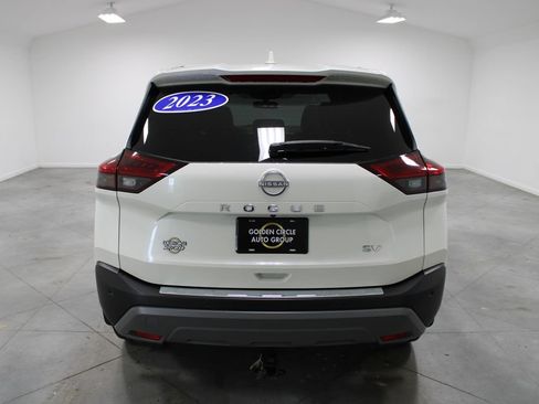 Used 2023 Nissan Rogue SV FWD image 8