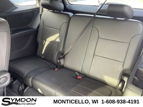 Used 2023 Chevrolet Traverse Premier w/ Redline Edition image 20