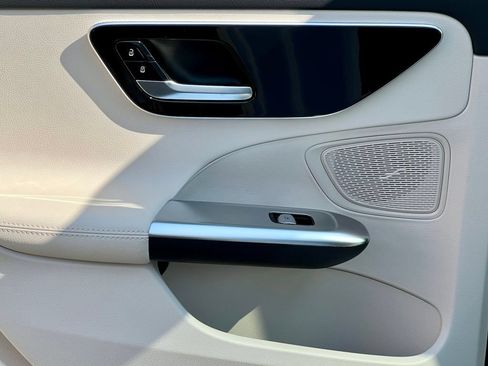 Certified 2026 Mercedes-Benz C 300 4MATIC Sedan image 21