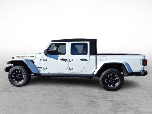 Certified 2022 Jeep Gladiator Rubicon w/ Cold Weather Group image 2