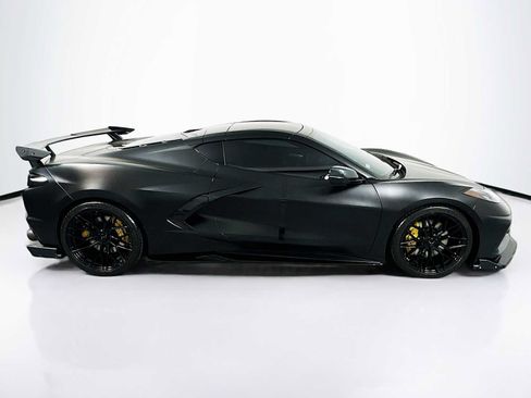 Used 2023 Chevrolet Corvette Stingray Preferred Cpe w/ Z51 Performance Package RWD image 8