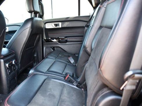Used 2023 Ford Explorer ST-Line AWD/4WD image 15