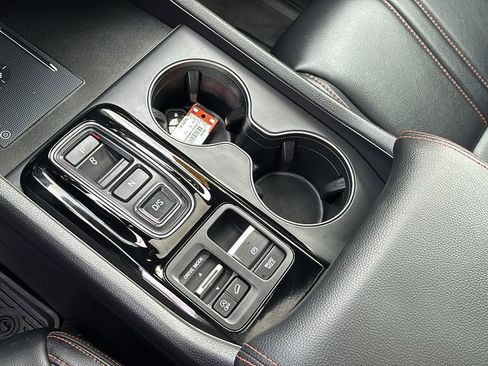 Certified 2024 Honda Pilot TrailSport image 21