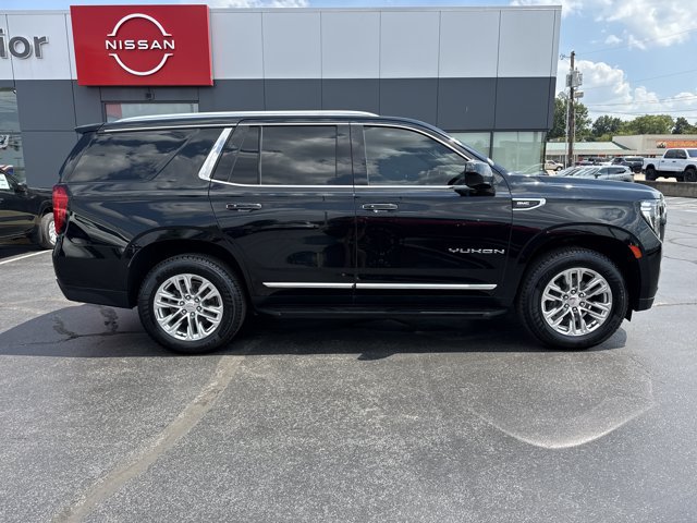 Used 2021 GMC Yukon SLT RWD image 2