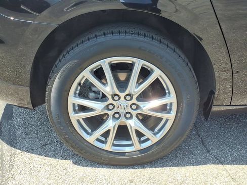 Certified 2024 Buick Enclave Essence w/ Experience Buick Package AWD/4WD image 9