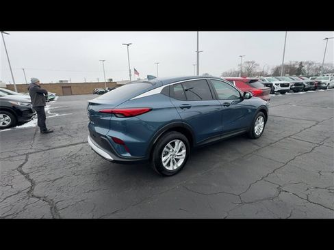 Certified 2024 Buick Envista Preferred w/ Convenience I Package image 8