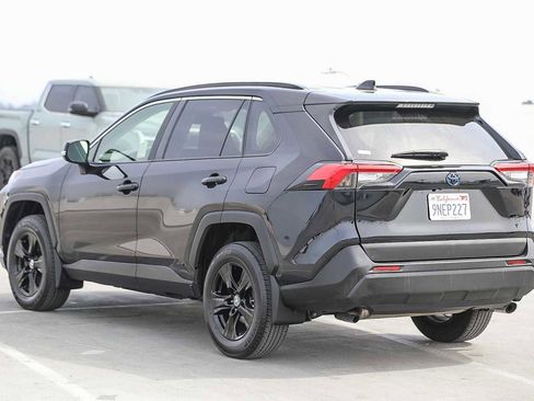 Certified 2024 Toyota RAV4 XLE AWD/4WD image 8