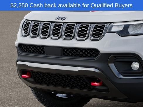 New 2026 Jeep Compass Trailhawk w/ Sun, Sound & Navigation Group AWD/4WD image 12