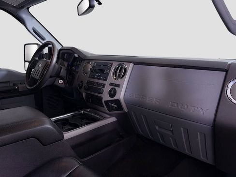 Used 2016 Ford F250 XLT w/ XLT Value Package image 26