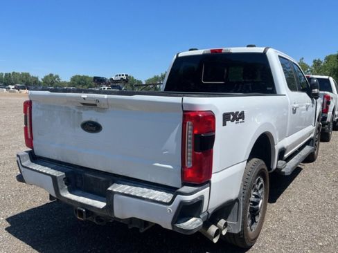 Used 2025 Ford F250 Lariat w/ Lariat Ultimate Package AWD/4WD image 3