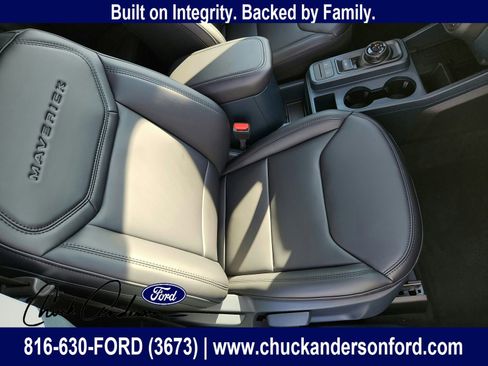 New 2025 Ford Maverick Lariat w/ Black Appearance Package AWD/4WD image 26