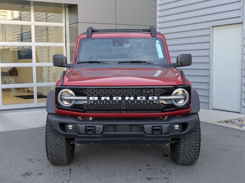 Used 2023 Ford Bronco Wildtrak image 9