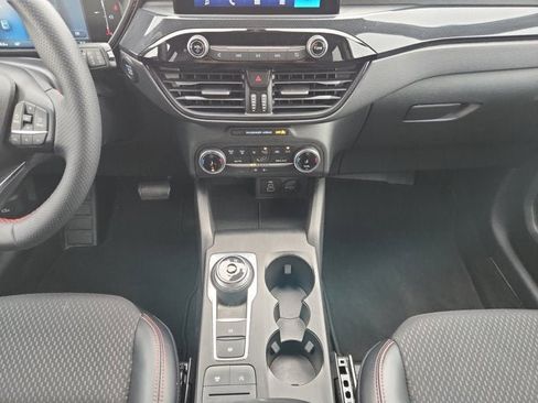 Certified 2025 Ford Escape ST-Line image 11