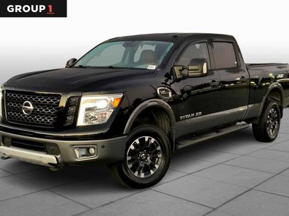 Used 2017 Nissan Titan PRO-4X w/ Pro-4x Convenience Package