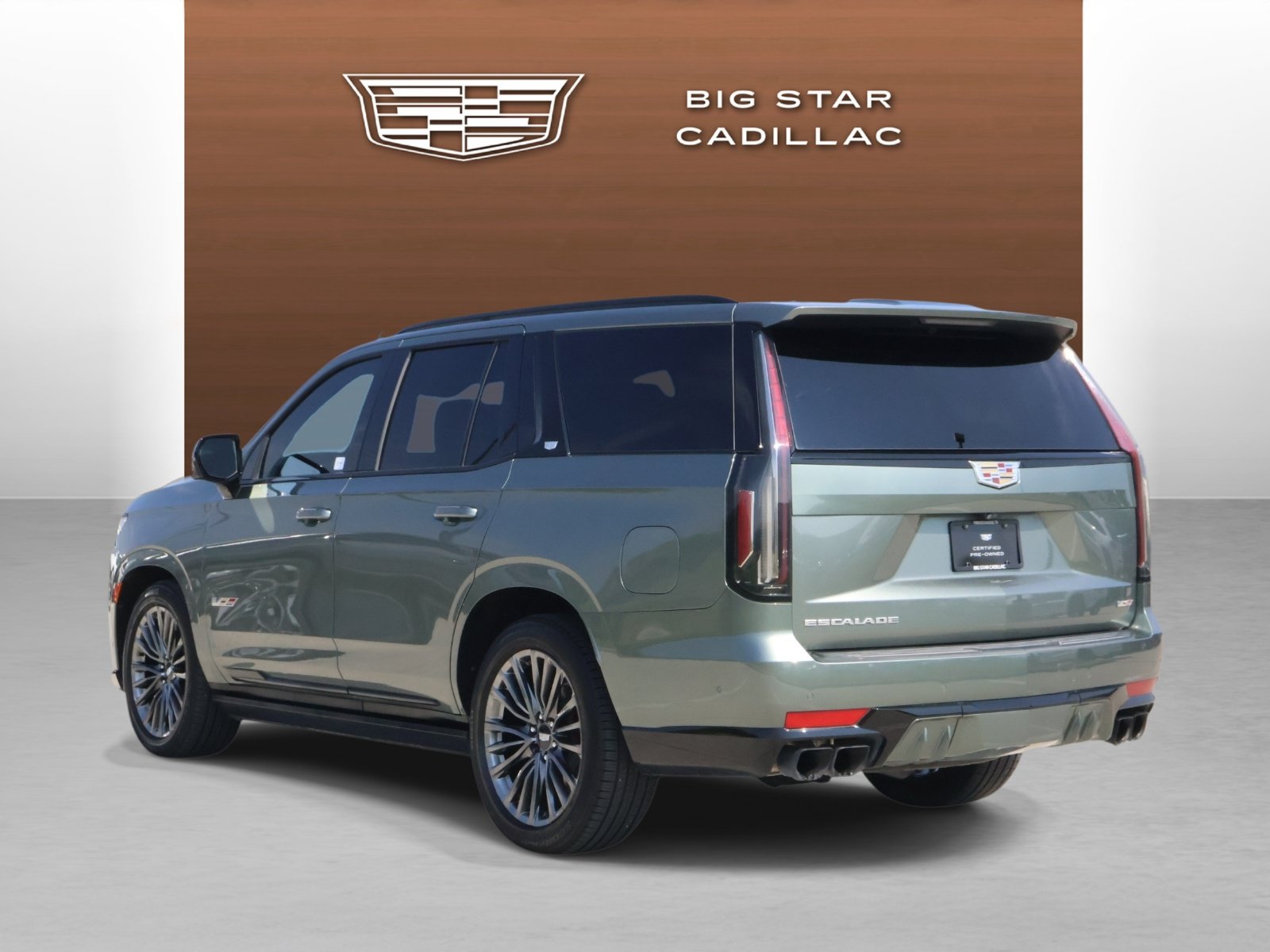 Used 2023 Cadillac Escalade V AWD/4WD image 3