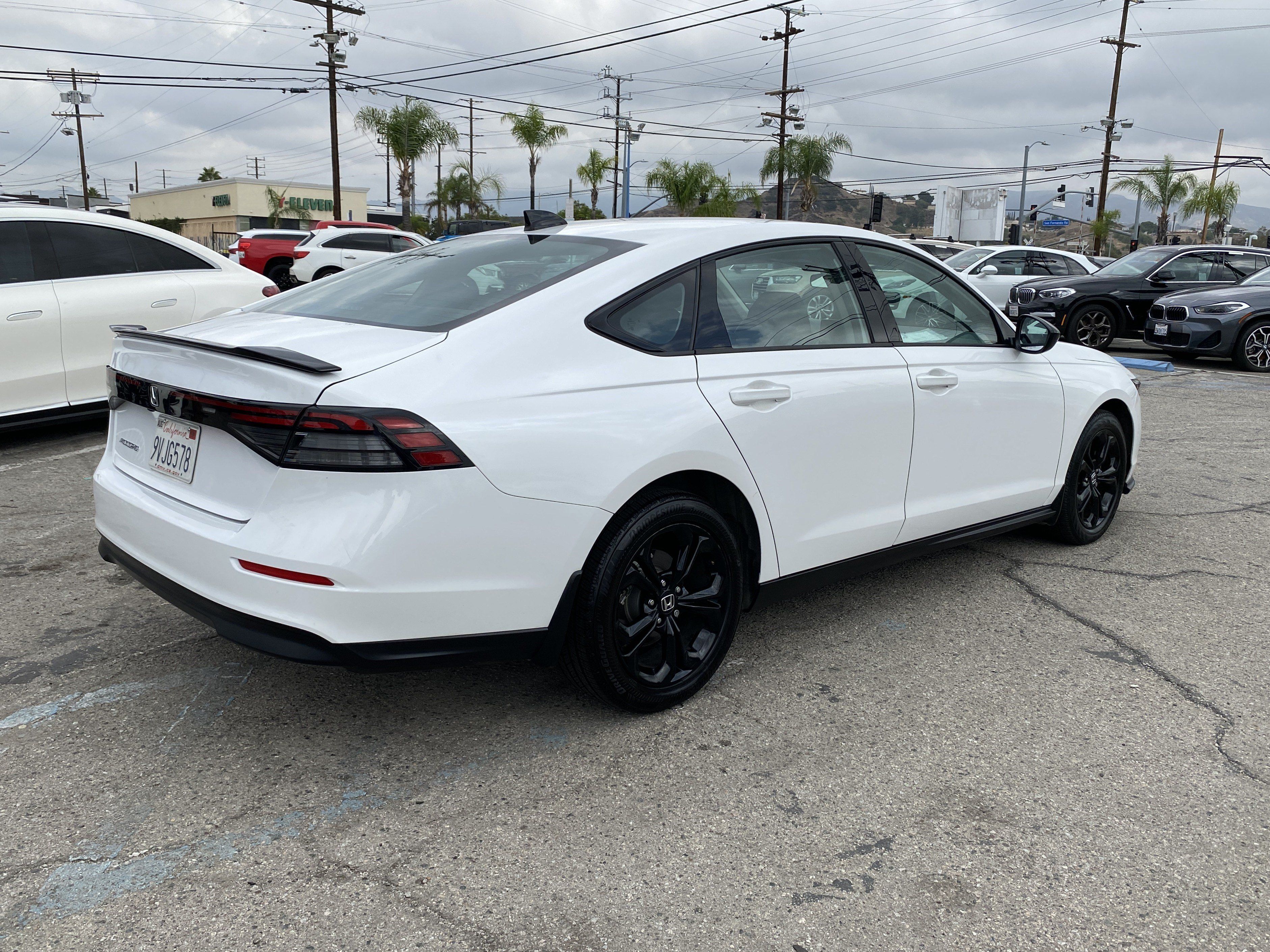 Used 2025 Honda Accord SE image 8