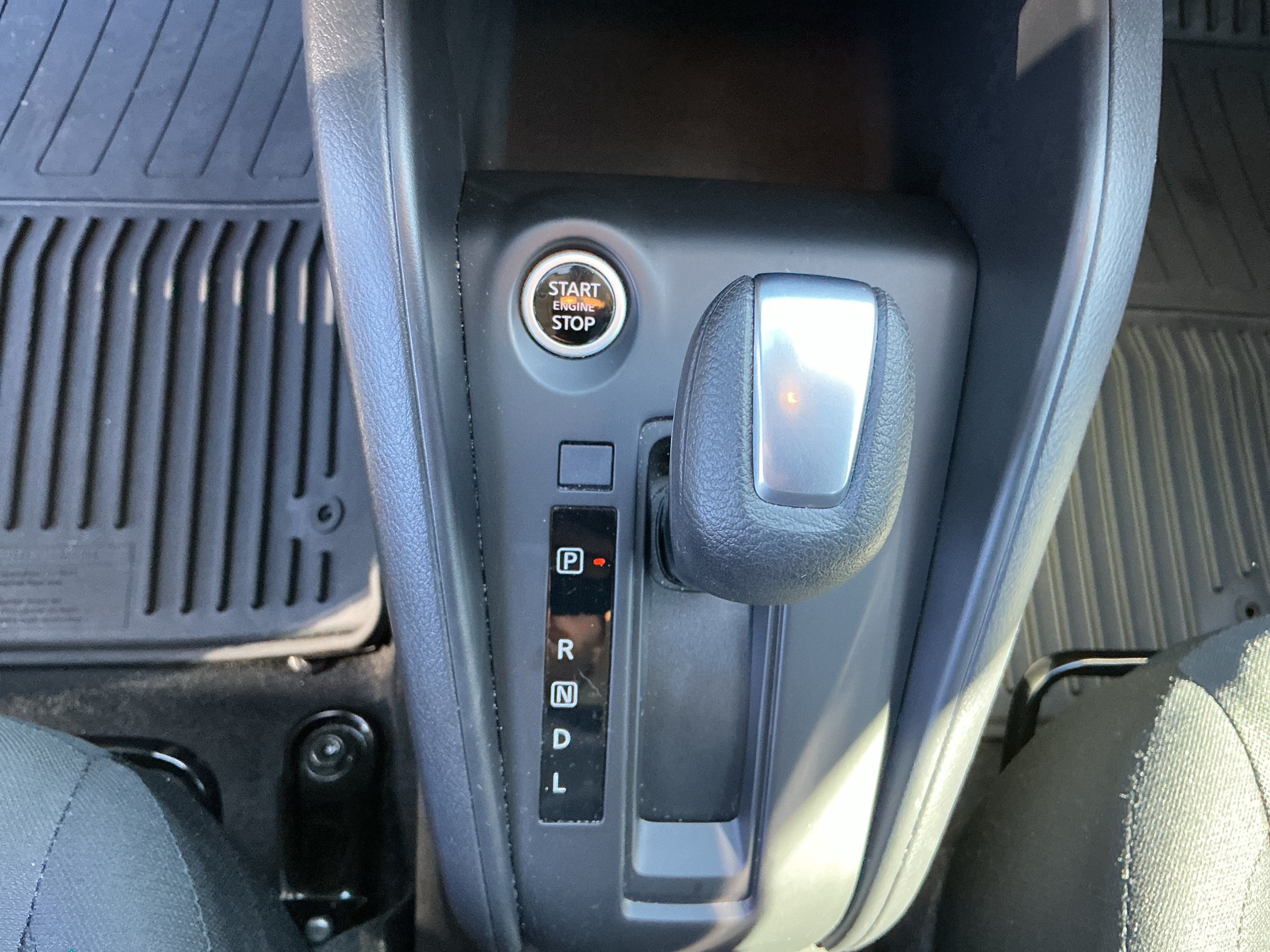 Certified 2025 Nissan Kicks Play S FWD image 22