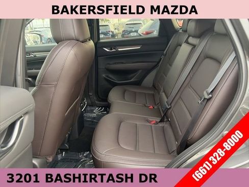 New 2025 MAZDA CX-5 Signature image 17